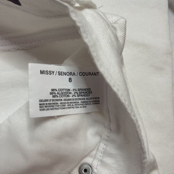 Womens WHITE STUNNING Demin size‎ 8 Gloria Vanderbilt Amanda Skimmer capri 16” - Picture 7 of 12